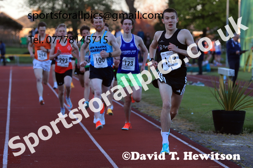 The 1500 metres, 2026 NEGP 1, Monkton Stadium. Photo: David T. Hewitson/Sports for All Pics